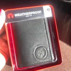 Weatherproof RFID leather wallets